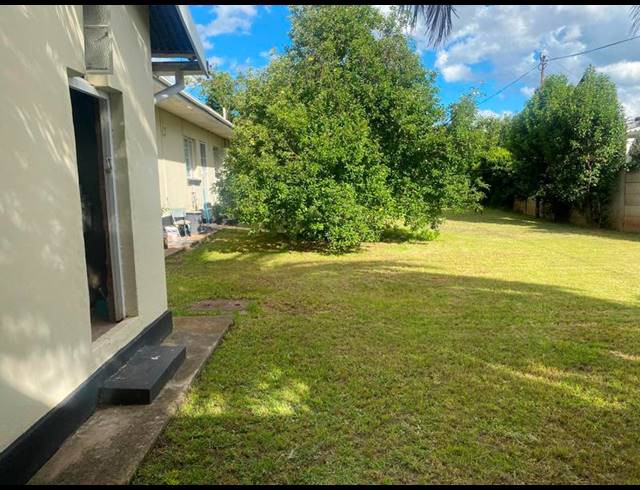 5 BEDROOM HOUSE FOR SALE IN TOP TOWN
